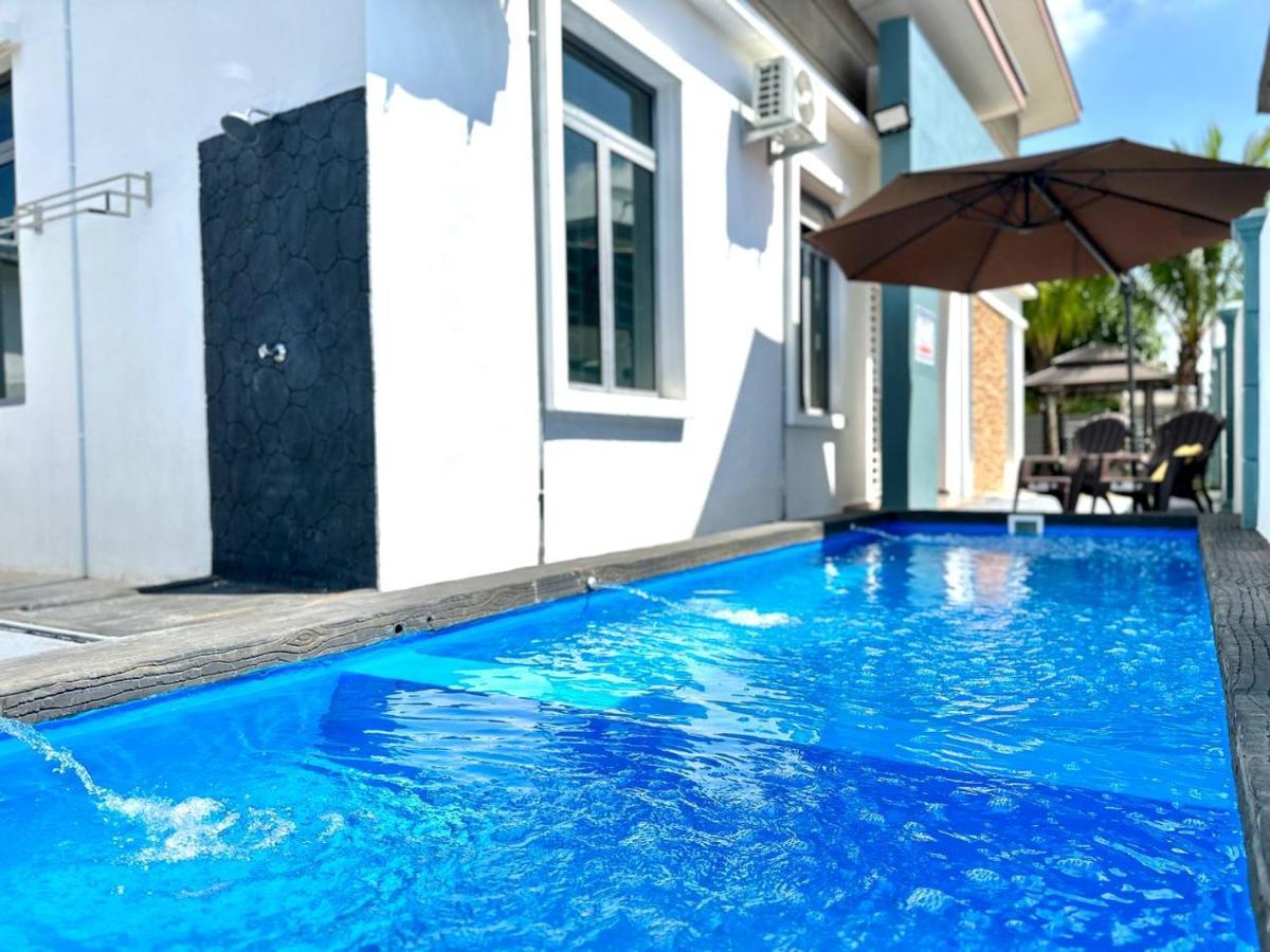 Bandar Family Private Pool Bbq Wifi Netflix Holiday home *