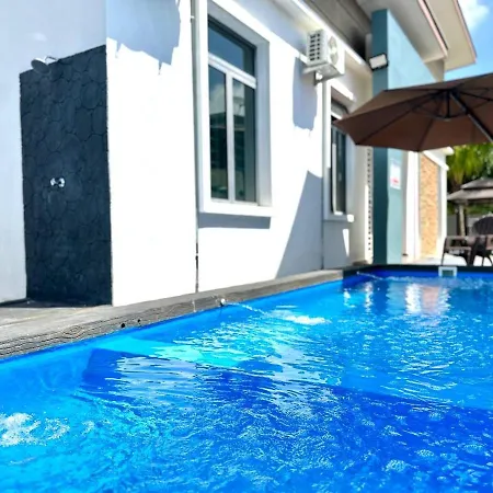 Bandar Melaka Family Bungalow Private Pool Bbq Wifi Netflix Exterior photo